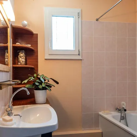 Valentina-1 By Interhome