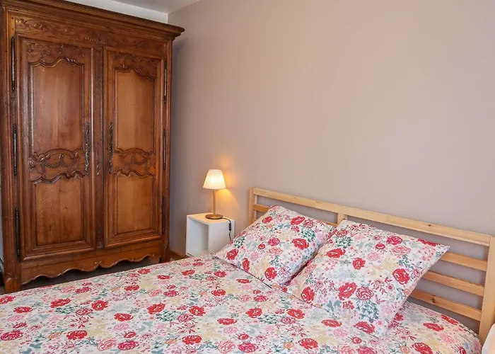 Valentina-1 By Interhome *